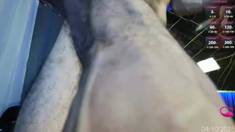 Snapshot of ben_blaze chatting on 4, 10, 2025 BEN online show from 4, 10, 2025