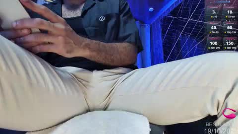 Snapshot of ben_blaze chatting on 19, 10, 2025 BEN online show from 19, 10, 2025