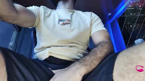 Snapshot of ben_blaze chatting on 20, 10, 2025 BEN online show from 20, 10, 2025