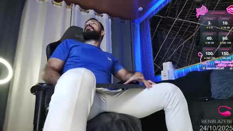 Snapshot of ben_blaze chatting on 24, 10, 2025 BEN online show from 24, 10, 2025