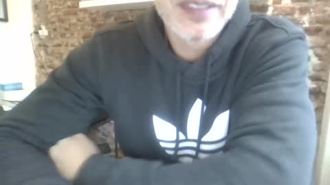 benedett22 online show from 2, 12, 2024