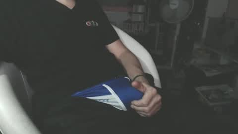 benijamin online show from 2, 12, 2024