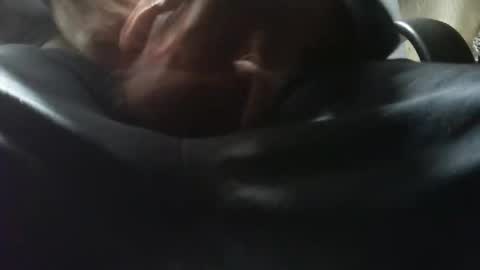 Snapshot of beninoam75 chatting on 8, 3, 2026 beninoam75 online show from 8, 3, 2026