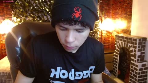 BENJAMIN online show from 5, 1, 2025