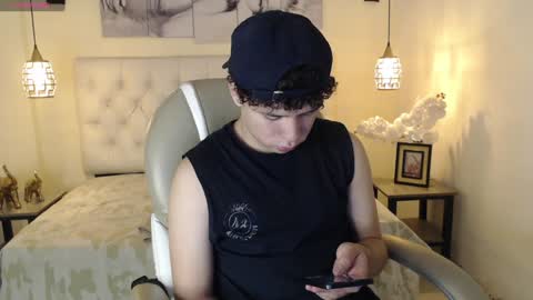 BENJAMIN online show from 14, 1, 2025