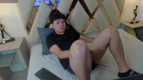 BENJAMIN online show from 19, 11, 2025