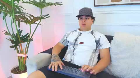 bennett_alejoo online show from 7, 11, 2025