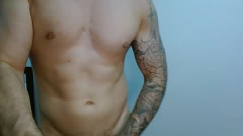 Snapshot of benthebodybuilder chatting on 5, 2, 2025 Ben Braxton online show from 5, 2, 2025