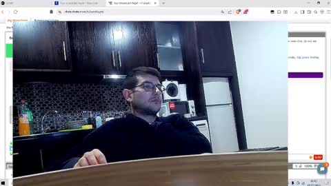 Snapshot of bentleypt chatting on 24, 11, 2025 BentleyPT online show from 24, 11, 2025