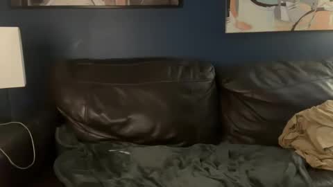 bentleyyjames007 online show from 11, 1, 2025