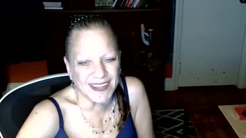 DeniseDavid online show from 8, 3, 2026