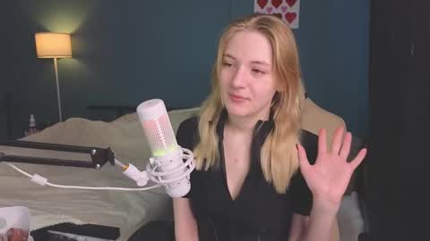 Alice online show from 19, 2, 2025