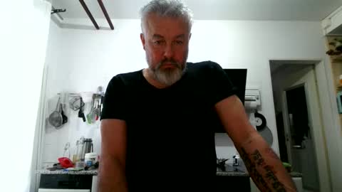 Snapshot of berg_boy chatting on 11, 2, 2026 Martin online show from 11, 2, 2026