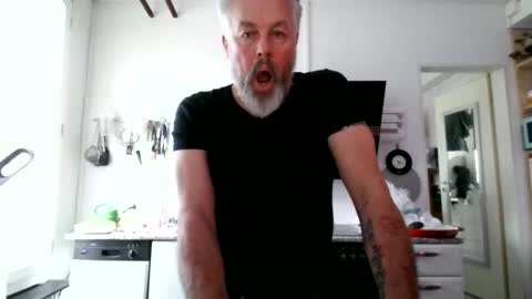 Snapshot of berg_boy chatting on 22, 2, 2026 Martin online show from 22, 2, 2026