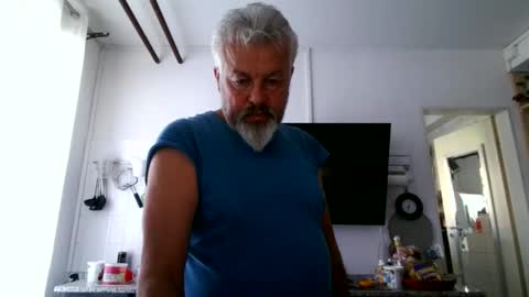 Snapshot of berg_boy chatting on 28, 3, 2026 Martin online show from 28, 3, 2026