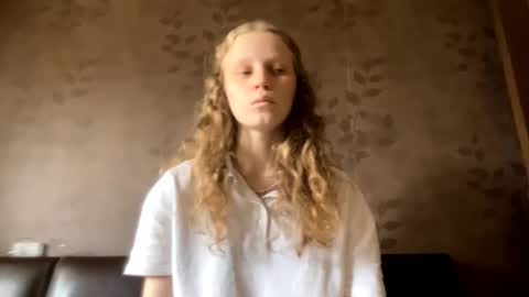 Sophia online show from 3, 10, 2025