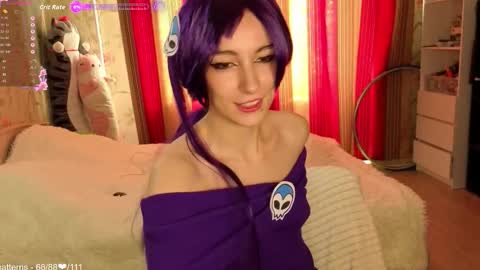 Snapshot of berrryjelly chatting on 31, 10, 2025 Hi Im NikaComing back online on Monday 3 online show from 31, 10, 2025