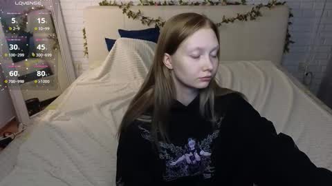 Danny and Kira online show from 3, 2, 2026