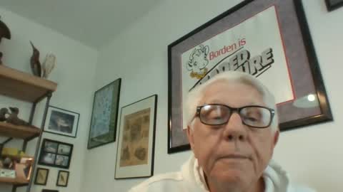 Snapshot of bestshot1951 chatting on 15, 12, 2024 bestshot1951 online show from 15, 12, 2024