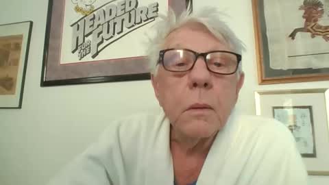 bestshot1951 online show from 17, 12, 2025