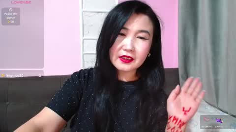 Snapshot of bet_lu chatting on 19, 10, 2025 Bet Lu online show from 19, 10, 2025