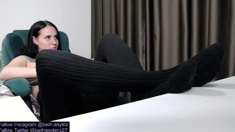 bethanylenz online show from 7, 3, 2026