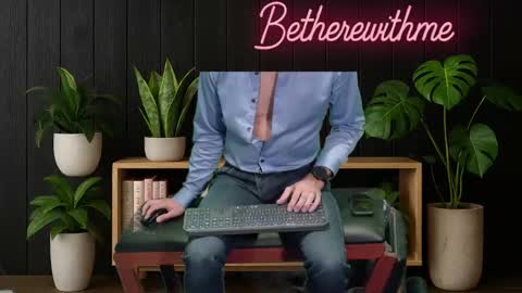 Snapshot of betherewithme chatting on 13, 11, 2025 Peter online show from 13, 11, 2025