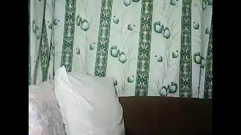 betty_83 online show from 8, 3, 2025