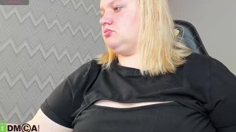 Snapshot of betty_bass chatting on 15, 9, 2025 Bagira online show from 15, 9, 2025