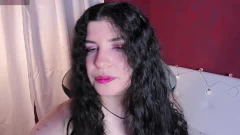 Snapshot of beyondsteel chatting on 18, 11, 2025 beyondsteel online show from 18, 11, 2025