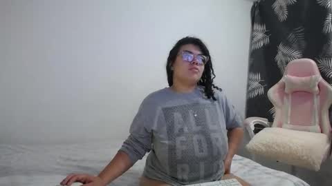 Snapshot of bianca_boobs chatting on 9, 10, 2025 Bianca Tuesday to Sunday from 2am to 6am UTC-5 online show from 9, 10, 2025