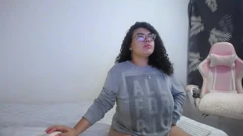 Snapshot of bianca_boobs chatting on 11, 11, 2025 Bianca Tuesday to Sunday from 2am to 6am UTC-5 online show from 11, 11, 2025