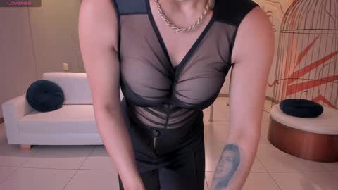 Bianca Pierce online show from 1, 2, 2025