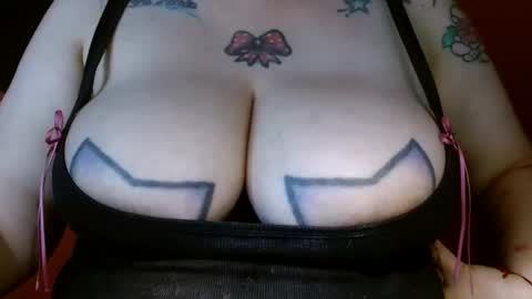 Snapshot of bianka_star_ chatting on 5, 2, 2025 bianca online show from 5, 2, 2025