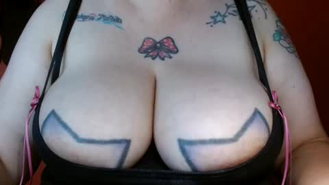 Snapshot of bianka_star_ chatting on 18, 2, 2025 bianca online show from 18, 2, 2025