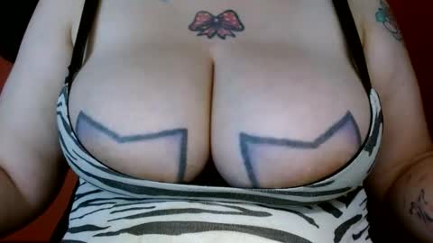 Snapshot of bianka_star_ chatting on 21, 10, 2025 bianca online show from 21, 10, 2025