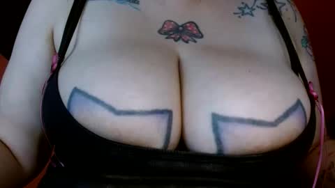 Snapshot of bianka_star_ chatting on 22, 10, 2025 bianca online show from 22, 10, 2025