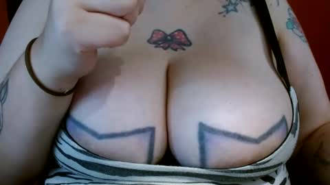 Snapshot of bianka_star_ chatting on 12, 11, 2025 bianca online show from 12, 11, 2025