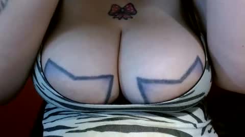 Snapshot of bianka_star_ chatting on 21, 11, 2025 bianca online show from 21, 11, 2025