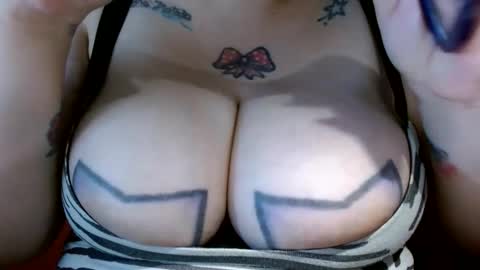 Snapshot of bianka_star_ chatting on 28, 11, 2025 bianca online show from 28, 11, 2025