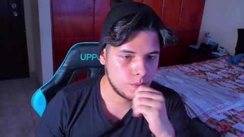 Snapshot of big_cockjughead chatting on 16, 10, 2025 Logan Sprouse online show from 16, 10, 2025