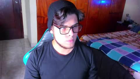 Snapshot of big_cockjughead chatting on 24, 10, 2025 Logan Sprouse online show from 24, 10, 2025