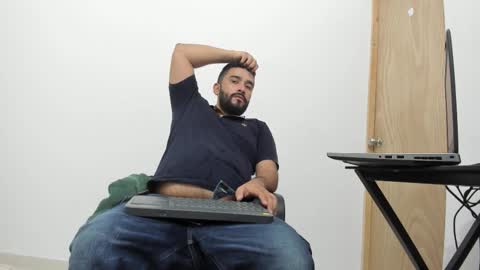 Snapshot of big_dad69 chatting on 4, 11, 2025 Tommy online show from 4, 11, 2025