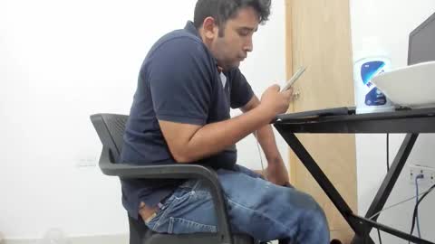 Snapshot of big_dad69 chatting on 30, 11, 2025 Tommy online show from 30, 11, 2025