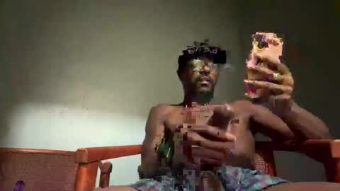 Snapshot of big_daddy774 chatting on 27, 11, 2025 big_daddy774 online show from 27, 11, 2025