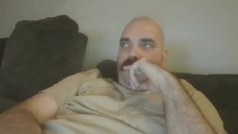 Snapshot of big_daddy_big_d chatting on 4, 11, 2025 big_daddy_big_d online show from 4, 11, 2025