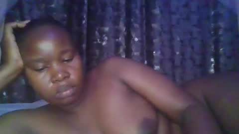 Snapshot of big_diva chatting on 24, 10, 2025 big_diva online show from 24, 10, 2025