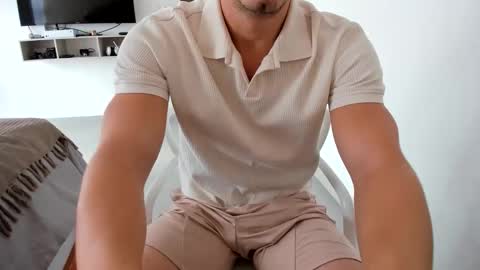 Snapshot of big_white_dick7 chatting on 25, 11, 2025 temporarily free online show from 25, 11, 2025