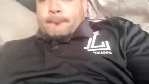 Stevie Snow online show from 2, 3, 2025