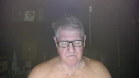 Snapshot of bigbeerdrinker1 chatting on 23, 12, 2024 bigbeerdrinker online show from 23, 12, 2024